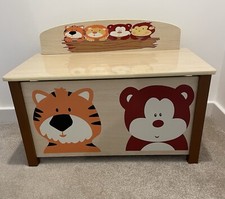 kids wooden toy box with lid