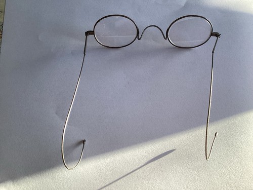 1900s antique round wire - antique,