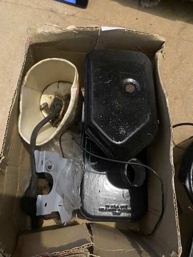 Briggs stratton carburettor - briggs, &