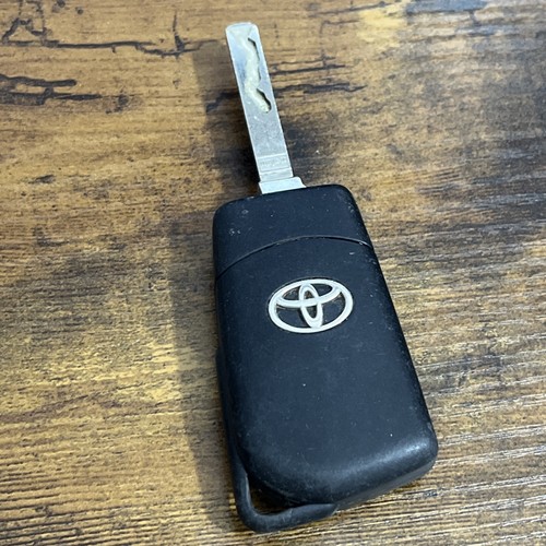 Toyota button flip - flip, remote