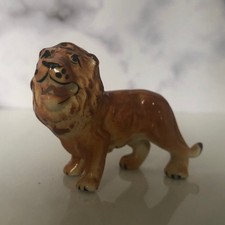 Kitschy Vintage Porcelain Lion Figurine