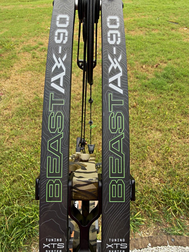 Hoyt beast edition 29 - ax-90, 29”
