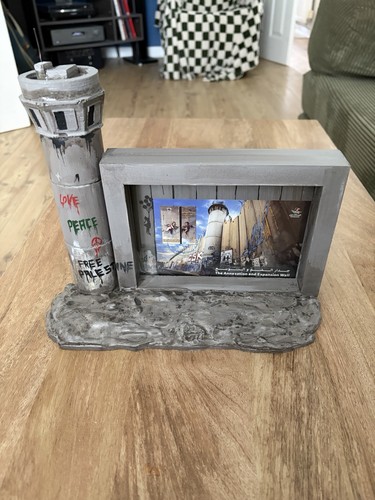 Banksy walled off hotel - banksy,