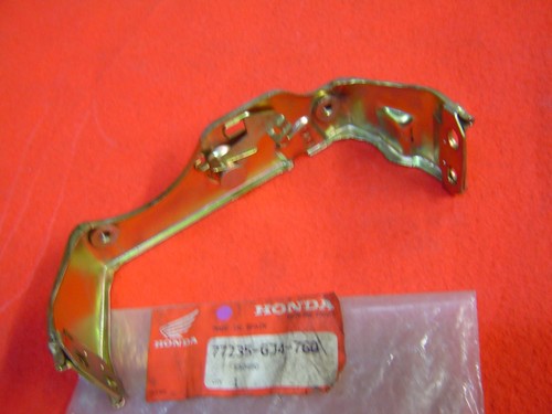 Seat lock bar sh50 93 - seat,