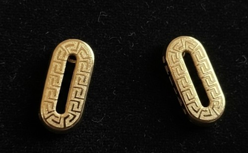 Solid 18ct gold earrings - 18ct,