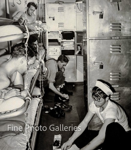 1944 vintage navy men - u.s.,