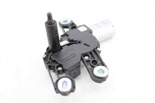 5f9955711 rear windscreen - rear,
