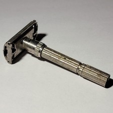 Vintage 1964 Gillette Slim