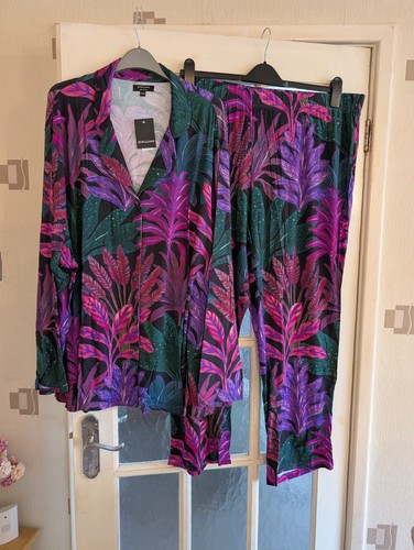 Ladies tropical leaf size - ladies,