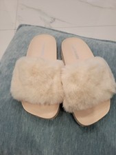 RARE True religion Faux fur slides flip flops sandals crystal stud fuzzy 6 NEW