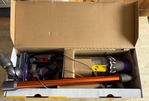 Dyson v10 cyclone - dyson,