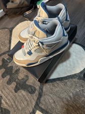 Air Jordan 4 Retro Military