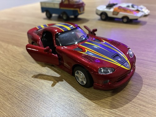 Kinsmart dodge viper gts - viper, gts-r