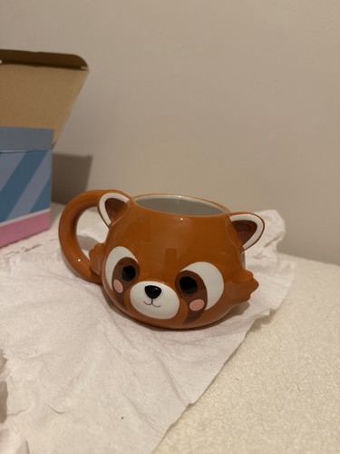 Adoramals red panda - red,