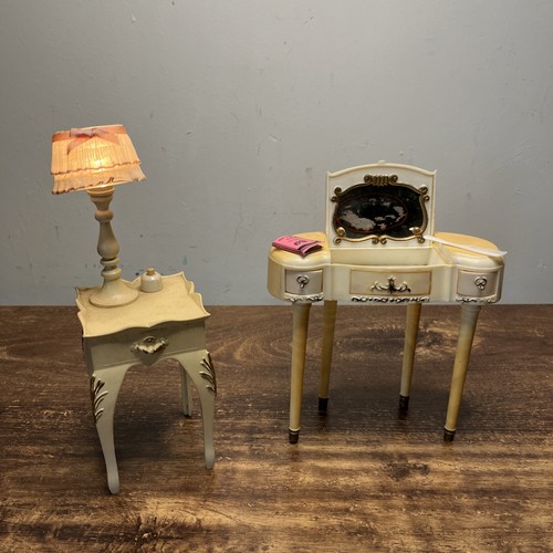 Louis marx dressing - dressing, table