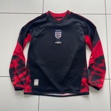 Umbro 02-04 red and black