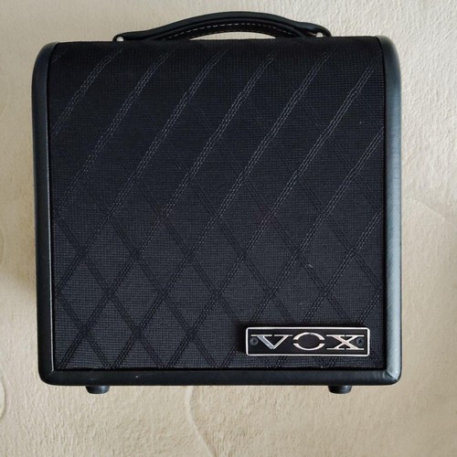 Vox ag94 guitar amplifier - vox,