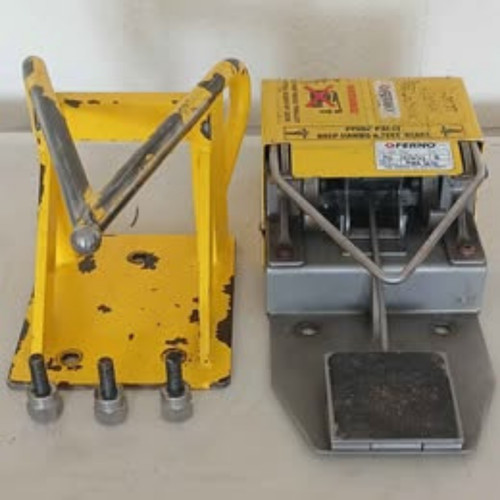 Ferno stretcher lock - stretcher, load