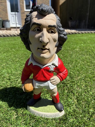 Gareth edwards wales - wales, 9inch