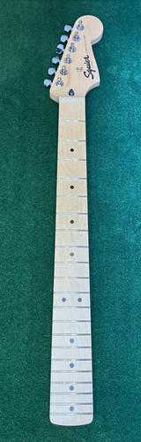 Squier stratocaster - –,