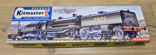 Rosebud kitmaster beyer - rosebud,