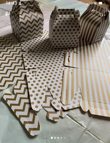 White gold cardboard - x,