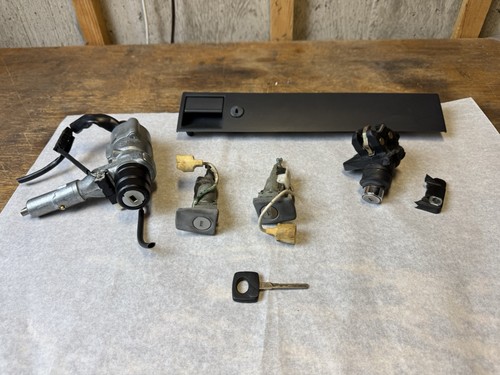 Mercedes 190e w201 key - mercedes,