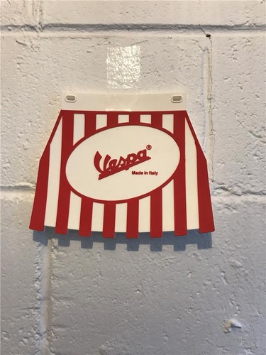 Red white vespa - red, mudflap