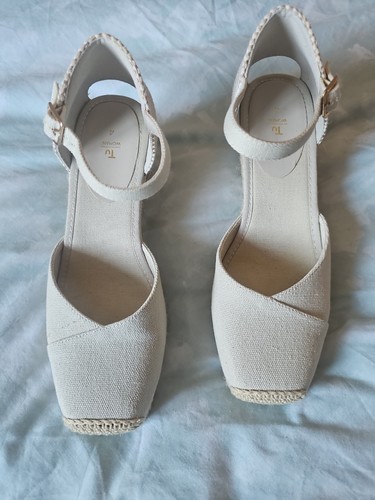 Beige wedge heel - beige,