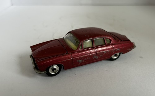 Corgi toys no238 - corgi, jaguar