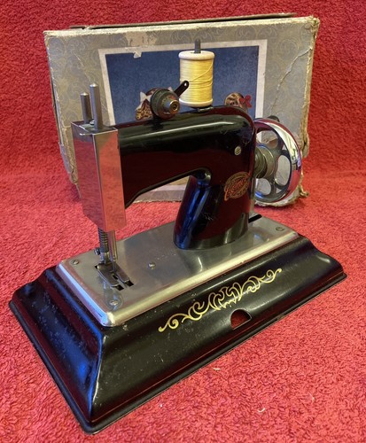 Antique vintage toy sewing - antique,