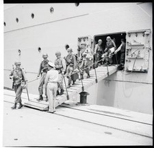 U S Marines Walking Down Gangplank South Korea 1950 Military Old Photo