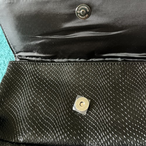 Avon black snake - black, clutch