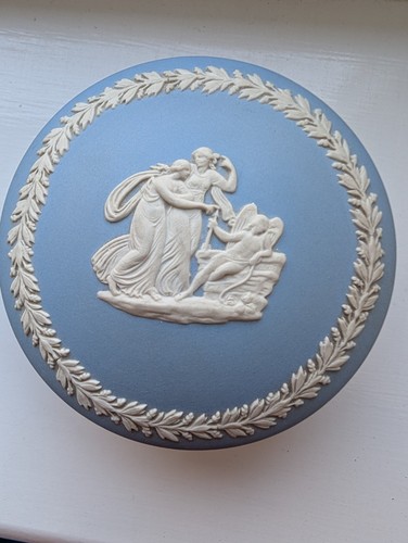 Trinket box with - trinket, wedgwood