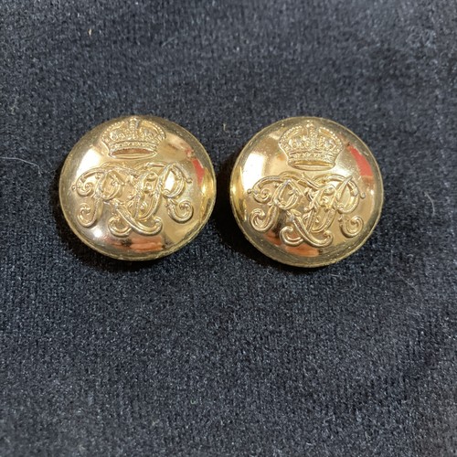 Royal tank regiment buttons - tank,