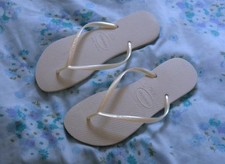 NEW  HAVAIANAS Pearl White