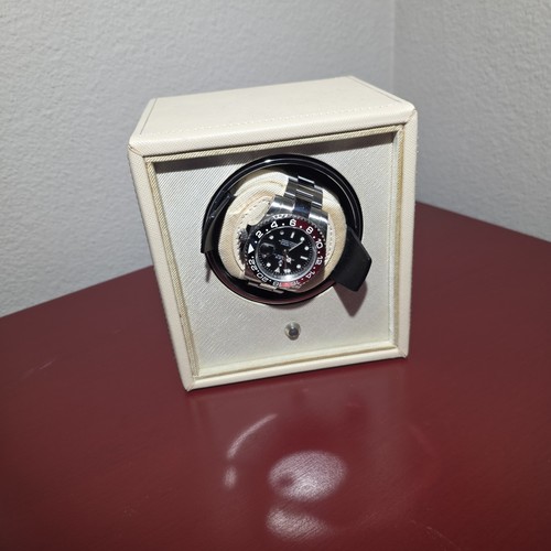 Wolf cub single - cub, watch