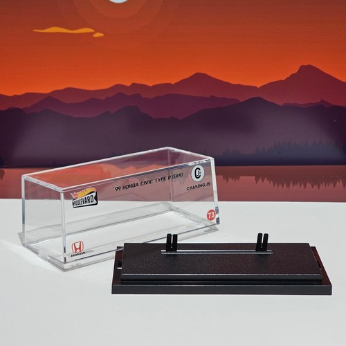 Hot wheels display - hot,