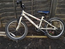 Used Apollo Woodland Charm 18"