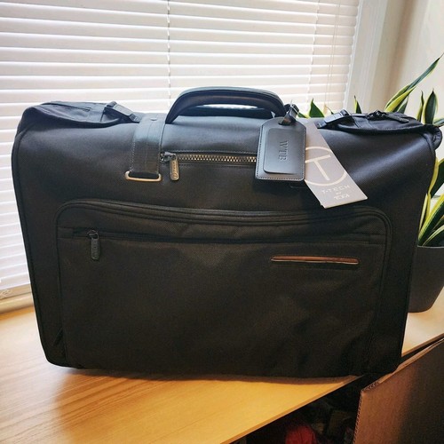 Tech tumi kahn wheeled - tumi,