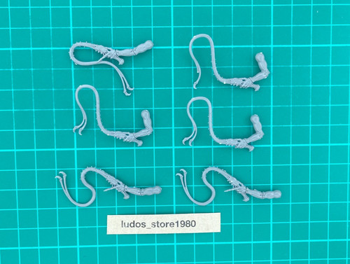 Tyranid warriors whips - tyranid,
