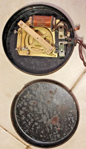 Old slave clock movement