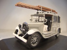 1:43 Oxford AT003 - ATF Low