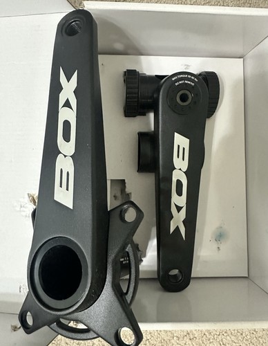 Box one m35 - one, cranks