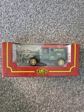 Cameo by Corgi Village