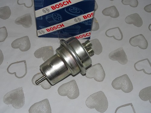 Saab 900 fuel accumulator 8v - ,