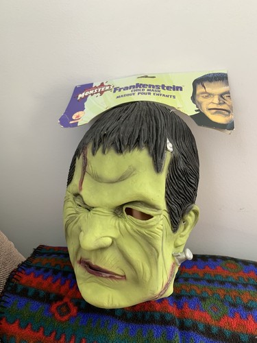 Universal studios monsters - studios,