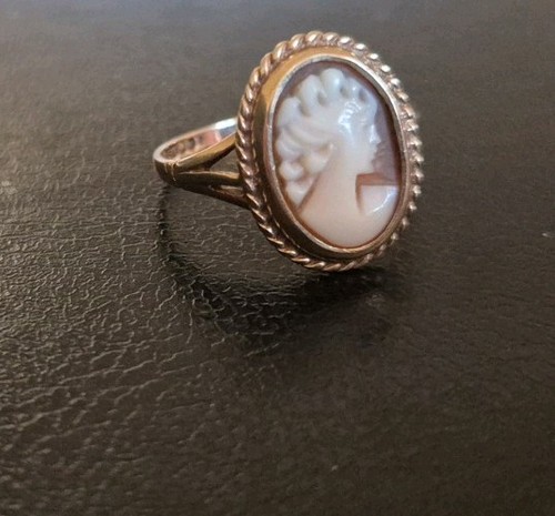 Vintage british 9ct gold shell - 9ct,