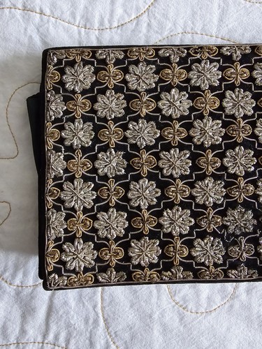 Vintage black velvet gold - black,