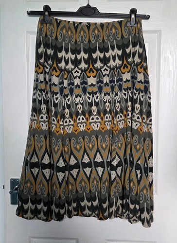 Ladies size damart skirt - size, 10/12